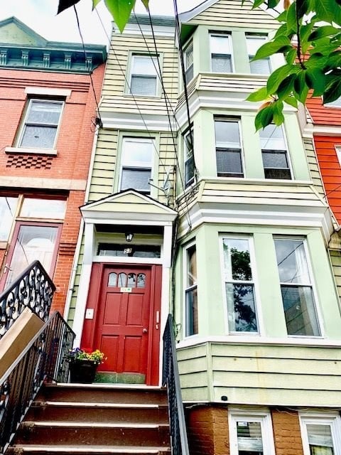 Photo - 53 Monitor St