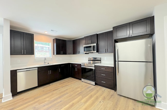 Photo - 7 Robin Hood Rd