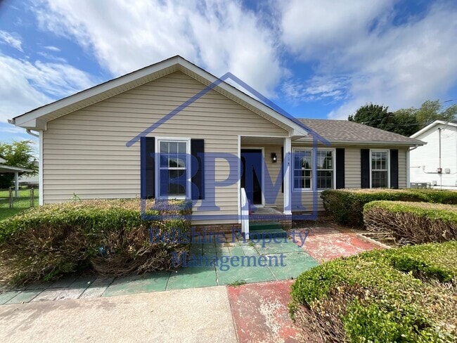 Building Photo - Completely Renovated 3 Bed, 2 Bath Home in...