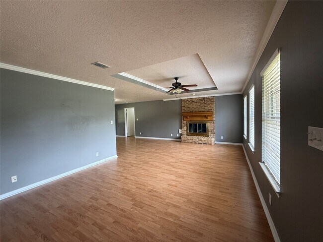 18751 FM 1484 Rd