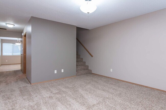 Saddle Creek Townhomes