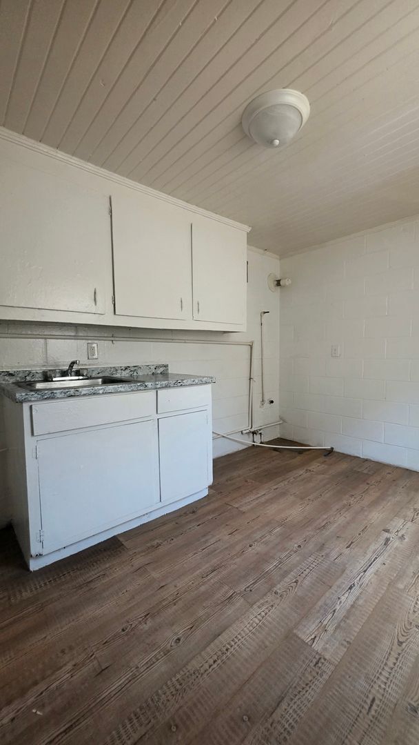 Photo - 1404 S Jackson St Unit 1404 S Jackson -A