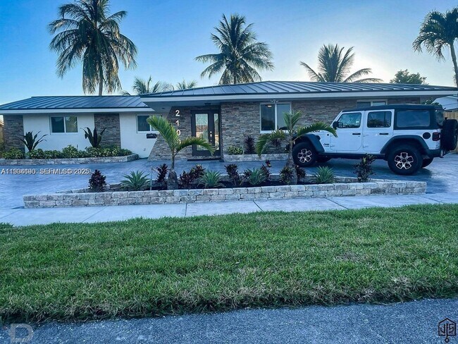 Photo - 2100 SW 100th Ave