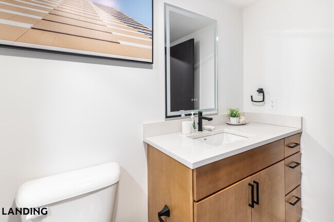 Photo - 5000 Euclid Ave Unit 513