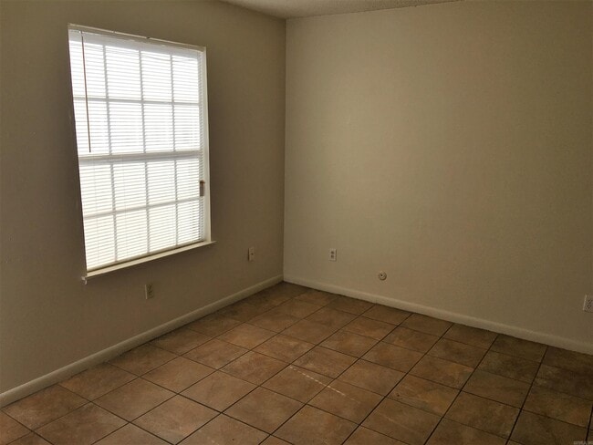 Photo - 5400 Stanley Dr Unit 12