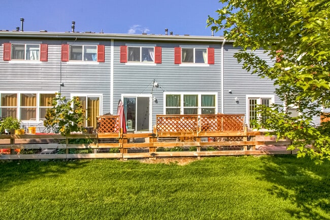 Photo - 345 Smith Cir