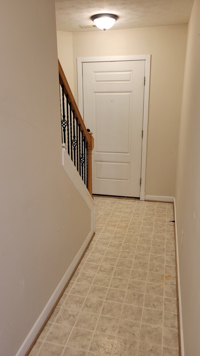 Photo - 1252 Frost Pl