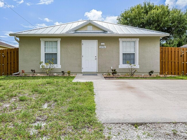 Photo - 1456 25th Ct SW