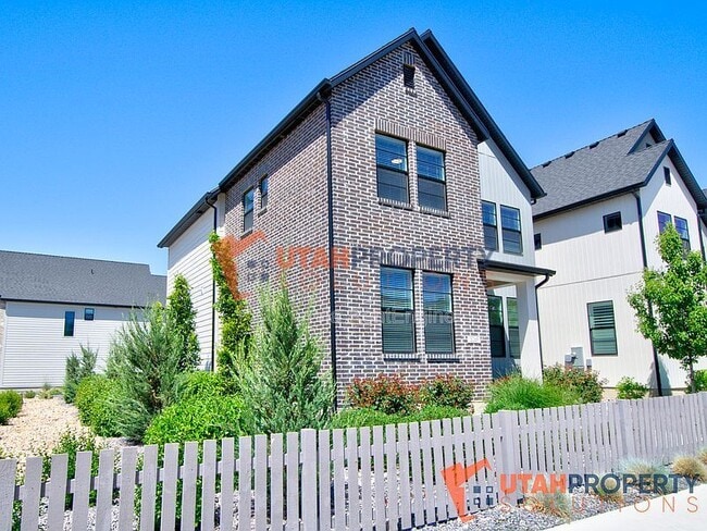 Photo - 3069 N 300 W