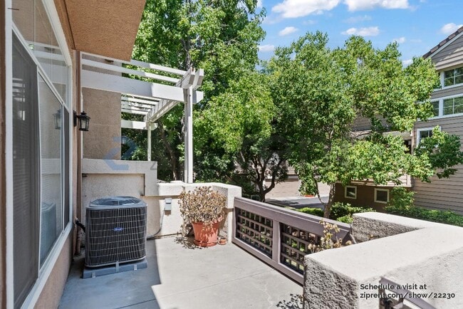 Photo - 437 Camille Cir