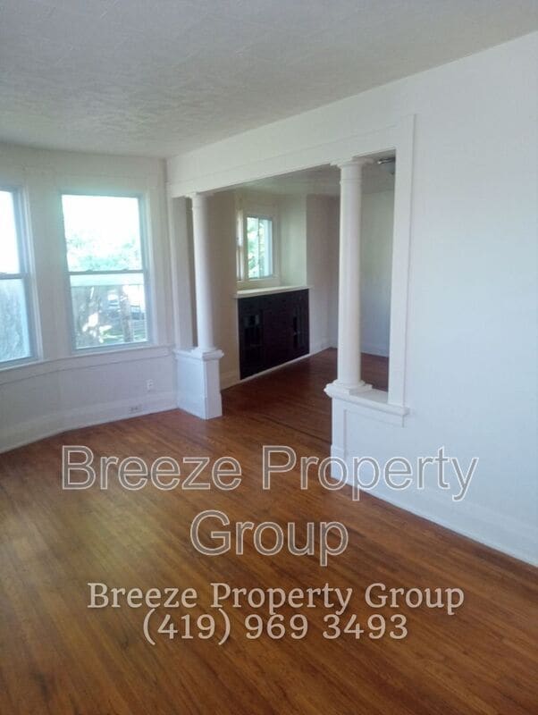 Photo - 228 Langdon St