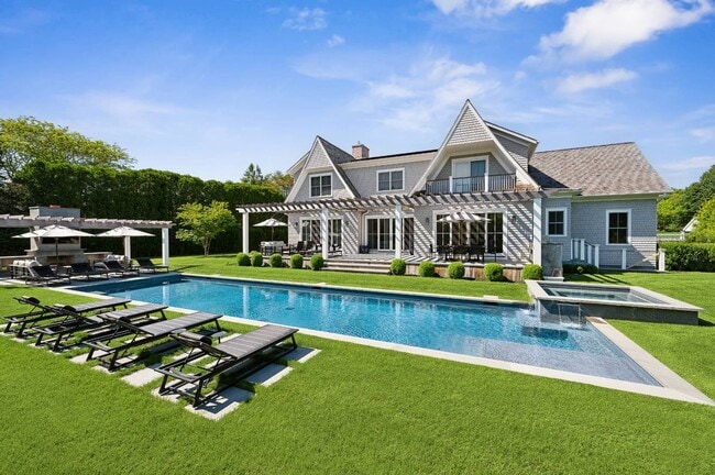 Photo - 48 Harvest Ln