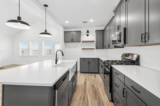 Photo - 121 Knight Byu Dr