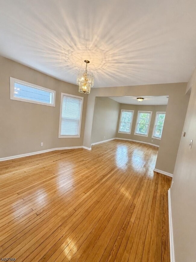 Photo - 147 Claremont Ave
