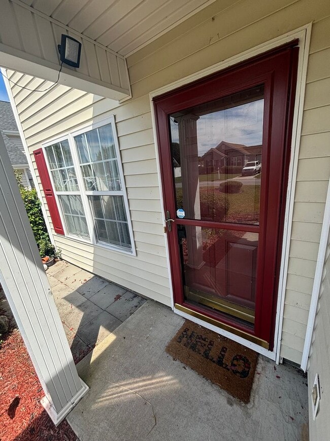 Photo - 4897 Southgate Pkwy