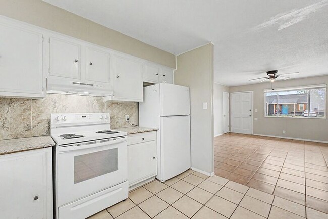 Photo - 514 N 8th St