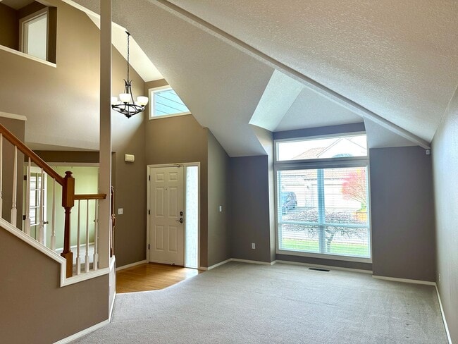 Photo - Lovely 4 bedroom in Wilsonville