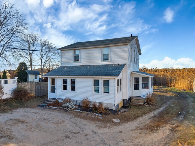 Photo - 176 Shore Rd Unidad B