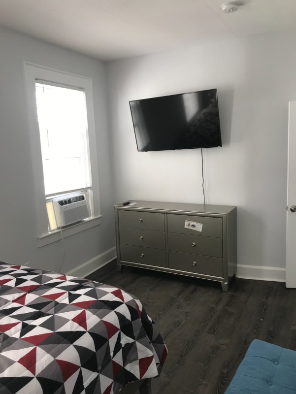 Photo - 142 Mapes Ave Unidad 1