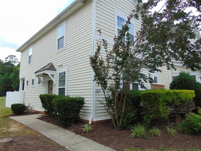 Photo - 3215 Kenton Ct