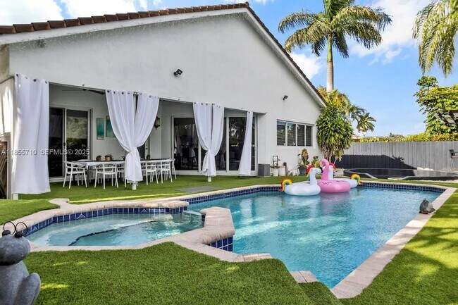 Photo - 205 N 31st Ave