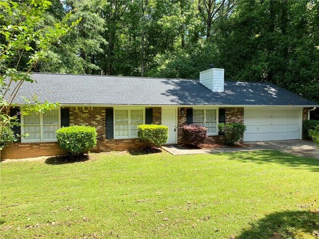 305 Deergrass Trail