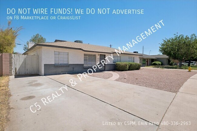 Photo - 1418 W 7th Pl