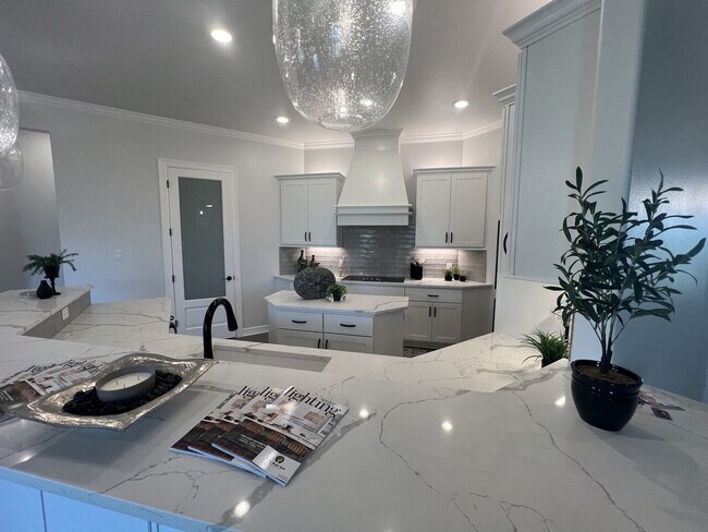 Photo - Eagle Heights