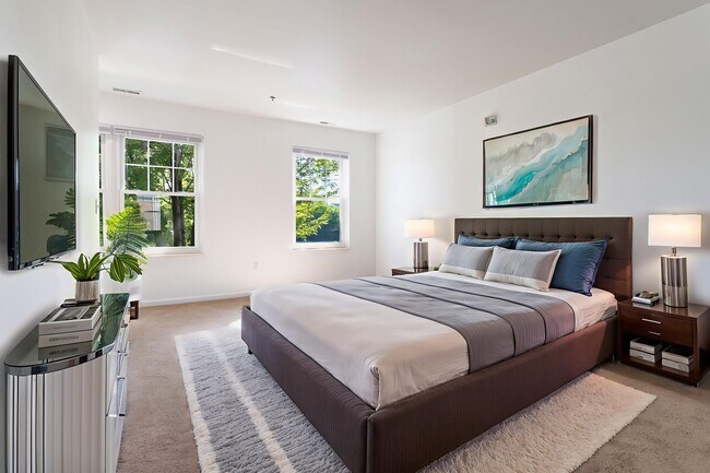 Photo - Palmer Court Apartments