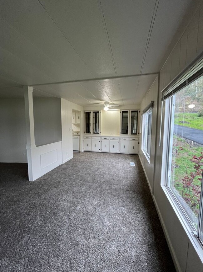 Photo - Manufactured Home with River Views! CAMAS SCHOOL!!