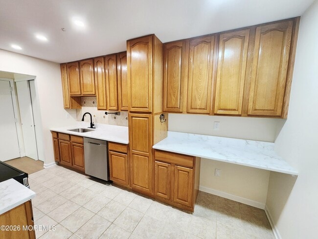 Photo - 26 Meadow Green Cir