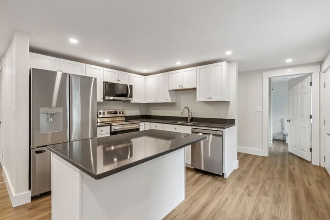 Photo - 1393 Portland Rd