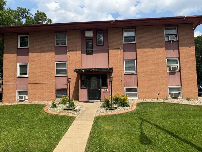 Photo - 106 N Gregory St