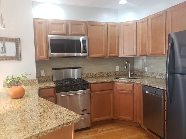 Photo - 30 Haynes St Unit 1