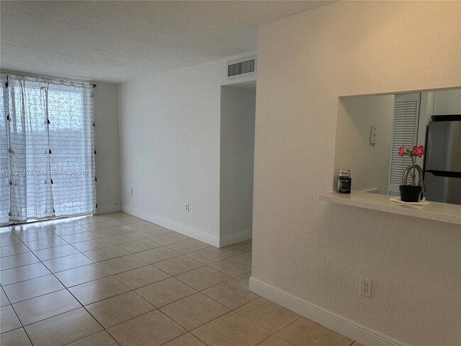 Photo - 8145 NW 7th St Apartment Unit 504