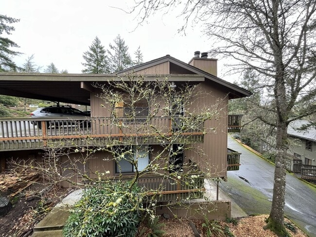 Photo - Newly Renovated 1Bd + 1Ba Condo in West Haven-Sylvan! No Stairs, Direct Access, Parking + Pool, S...