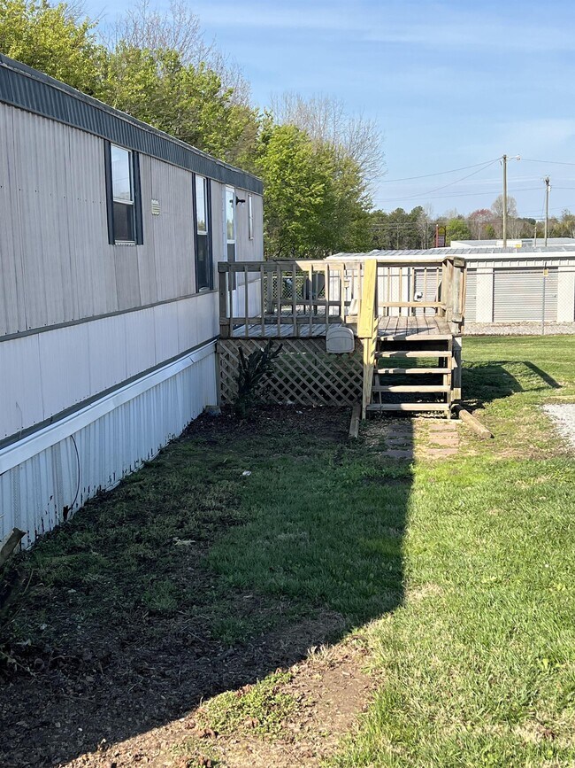 Photo - 658 Old Tellico Hwy N