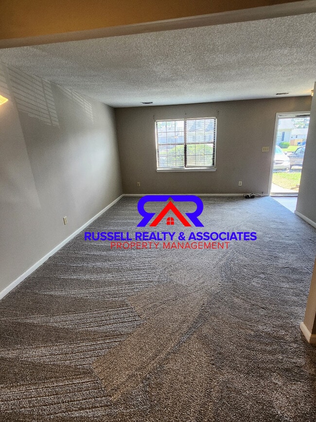 Photo - Alabaster Townhome