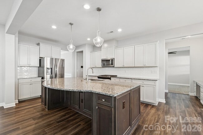 Photo - 15311 Red Canoe Way