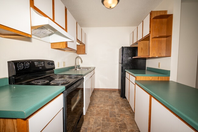 Photo - Murdock Apartments