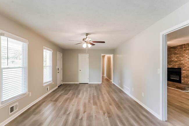 Photo - 4839 W Lake Way