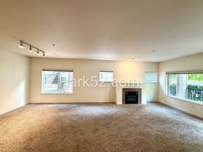 Photo - 2 Bedroom Plus Office Condo in DuPont!
