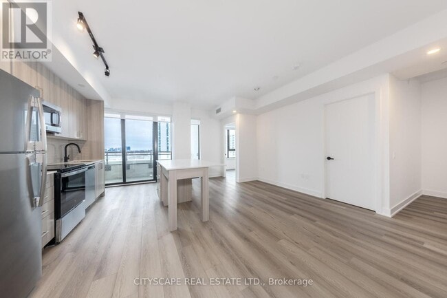 Photo - 758 Dovercourt Rd Unit 805