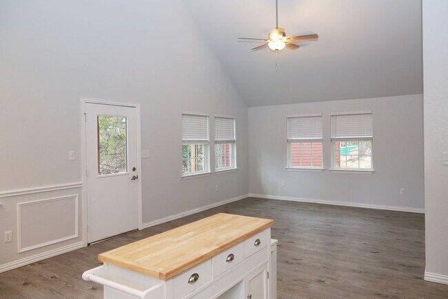 Photo - 7311 FM 1886