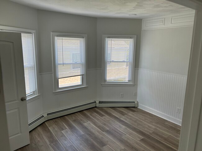 Photo - 320/322 Eaton St Unit 2