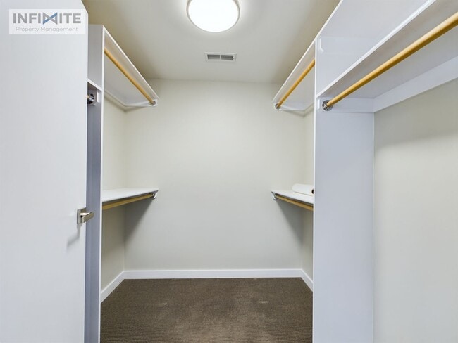 Photo - 3rd Floor Beauty! Unit 306