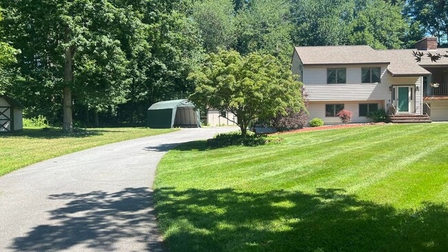 Photo - 3 Shady Ln
