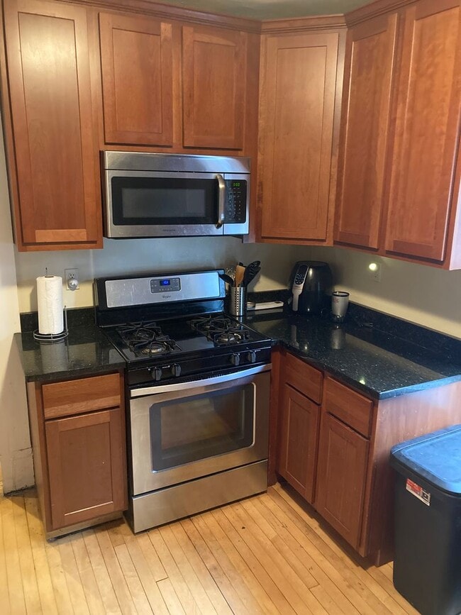 Photo - 2434-34B N Cramer St Unit Upper