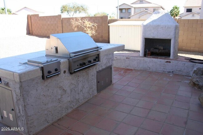 Photo - 12710 W Earll Dr