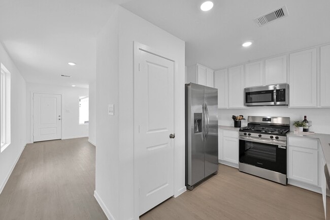 Photo - 31346 Black Cherry St